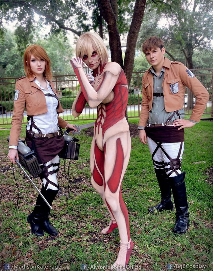 Cosplay attack titan