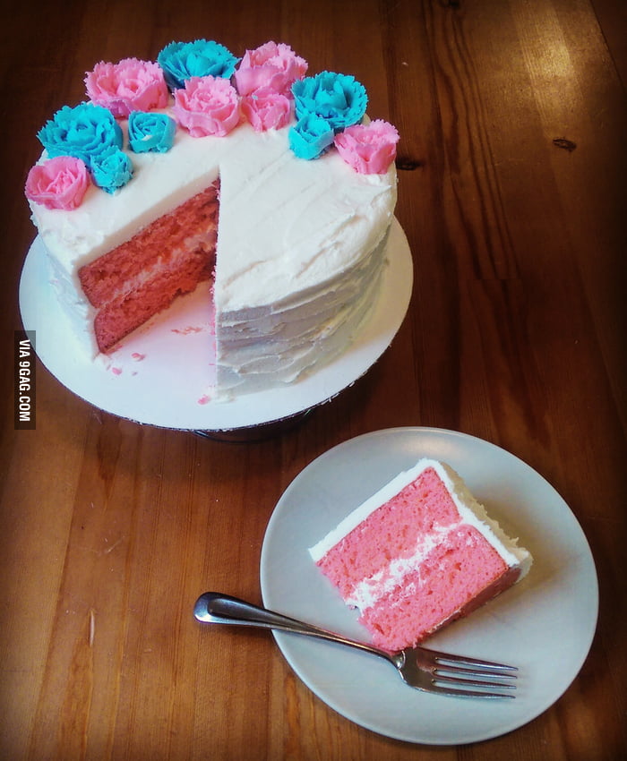 French vanilla cake with buttercream icing for a gender