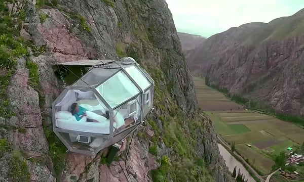 Skylodge! - Living 400 Feet (122m) Above The Ground On A Cliff-face 