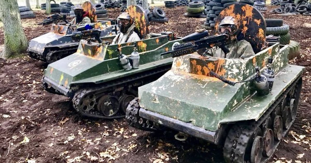 Paintball in minitanks 9GAG