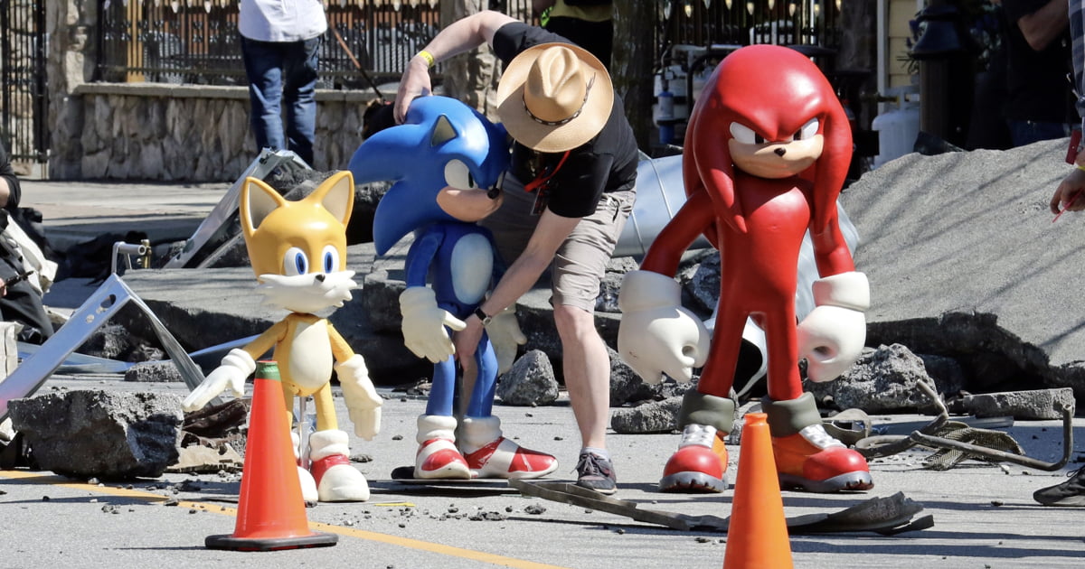 Knuckles Prop Spotted At Sonic The Hedgehog 2 Filming Site 9gag
