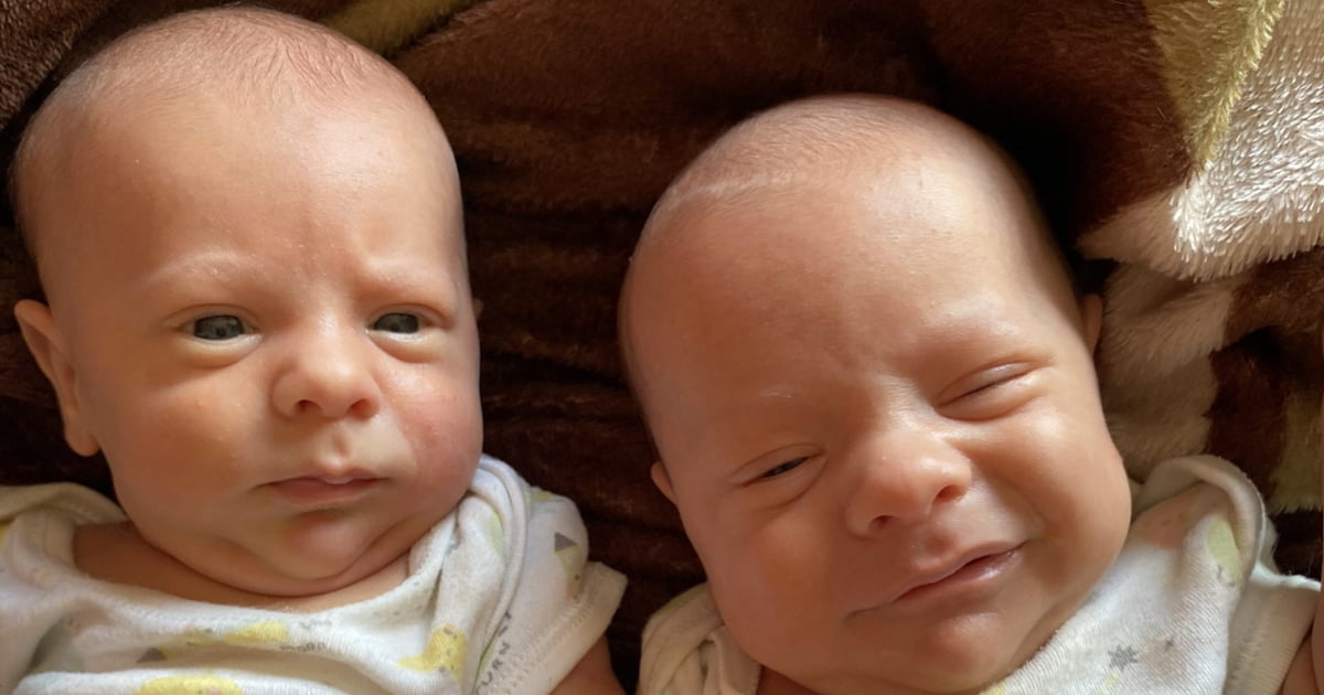 Mum Calls Police Because She Couldnt Tell Twin Sons Apart 9gag 6191