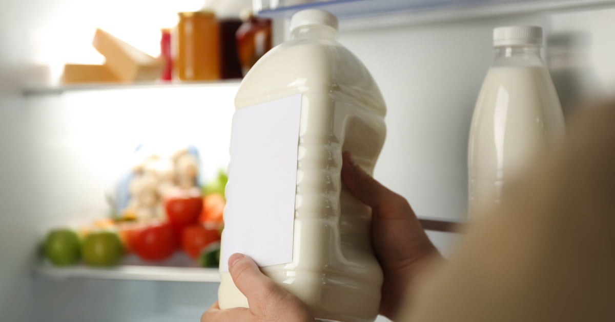 Real Estate Agent Fined $20,000 For Drinking Milk In Seller's House - 9GAG