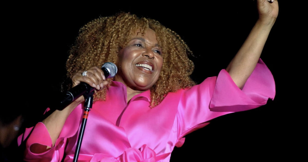'Killing Me Softly' Singer Roberta Flack Dies Aged 88 - Latest News