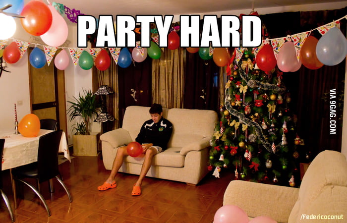 Forever Alone Birthday Party lvl 77 - 9GAG