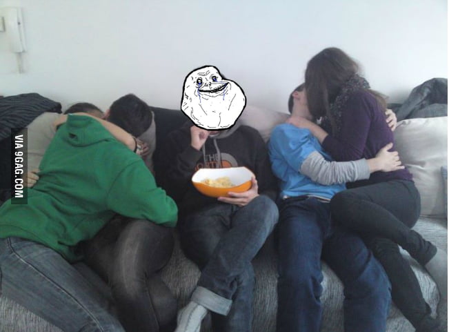 Forever Alone lvl.9998 - 9GAG