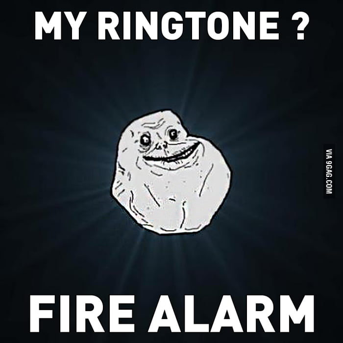 Forever Alone guy strikes ag...FIRE!!! - 9GAG