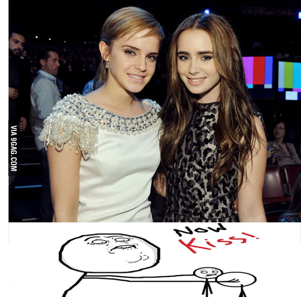 Emma Watson Lily Collins Gag