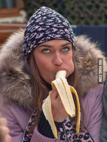 Girls Eating Bananas Not What You Expected 9gag 3904