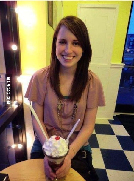 The Overly Attached Girlfriend Laina Walker 9gag