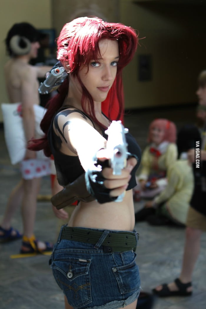 Revy Cosplay - 9GAG