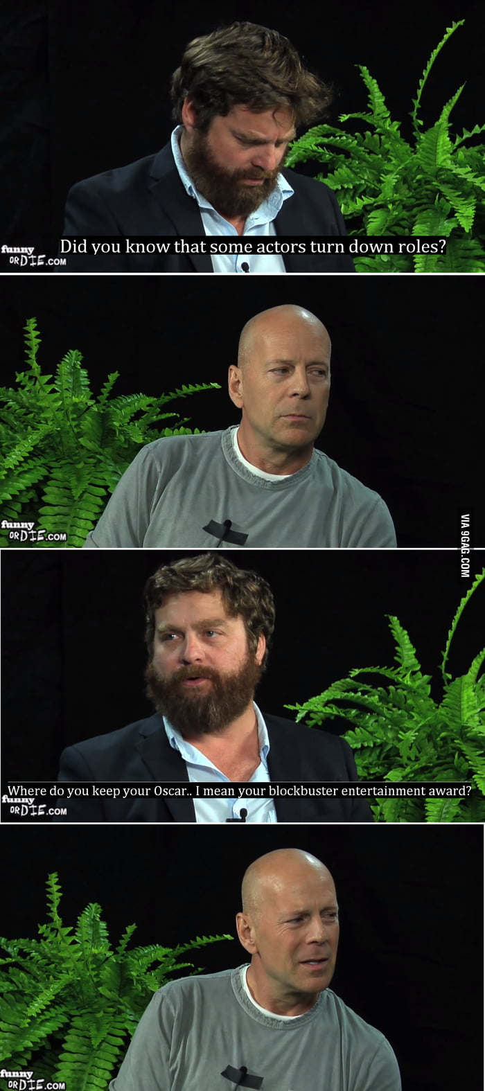 Zach Galfianakis Vs Bruce Willis - 9GAG