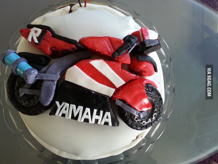 Rider Fondant Blackforest Cake | Winni.in