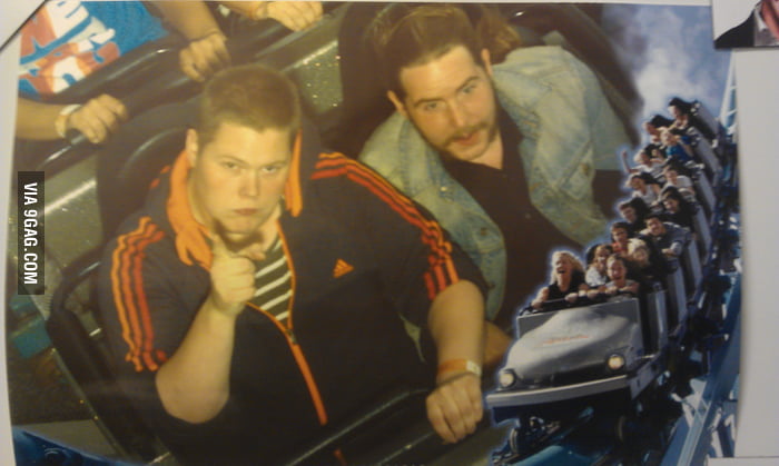 Ridiculously photogenic roller coaster guy - 9GAG