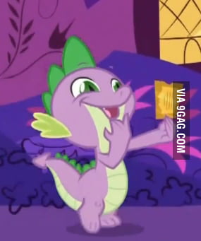 Spike funny face - 9GAG