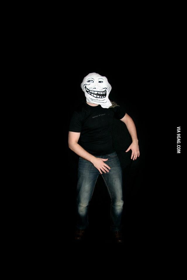 Trollface Halloween costume - 9GAG