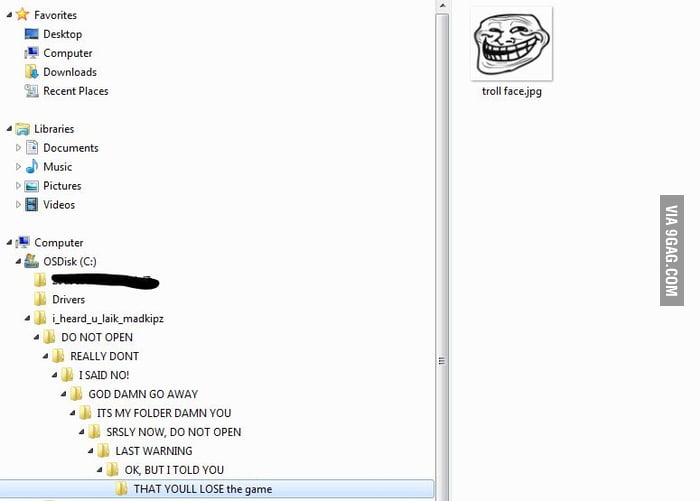 Folder Troll - 9GAG