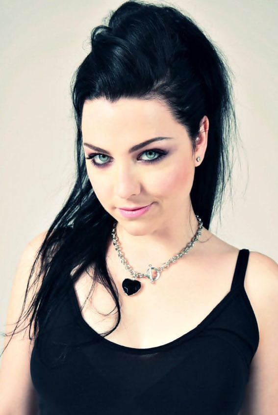 amy-lee-birthday-such-a-beautiful-woman-9gag