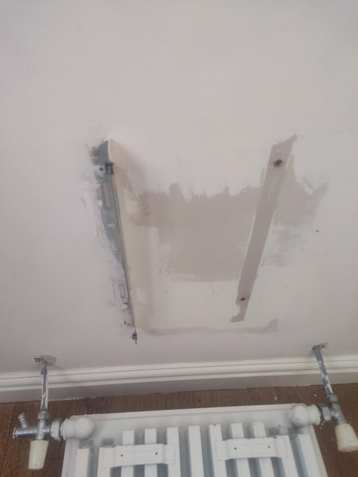 English art of painting behind the radiator 9GAG