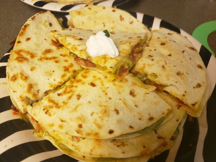 Lettuce Guacamole Bacon Tomato Quesadillas 9GAG