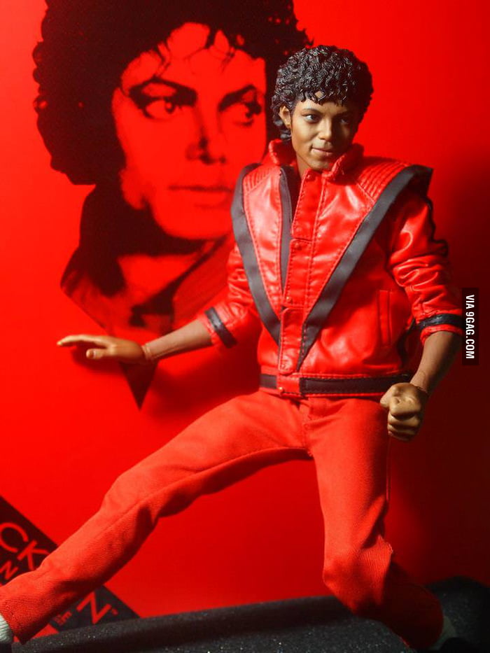 Ultra-realistic Michael Jackson action figure - 9GAG