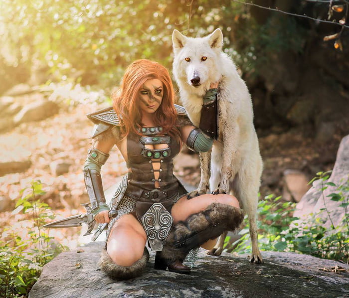 Aela the Huntress from Skyrim by Jessica Nigri - 9GAG