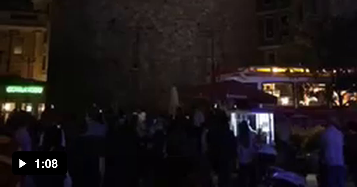 3D Projection Mapping - 9GAG