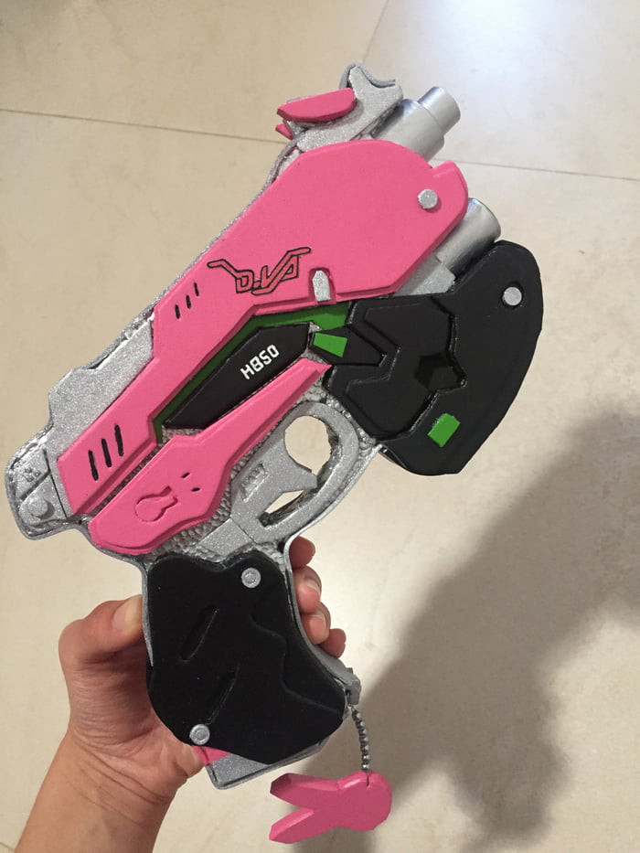 Diy d va gun overwatch i tried my best what do you think 9gag