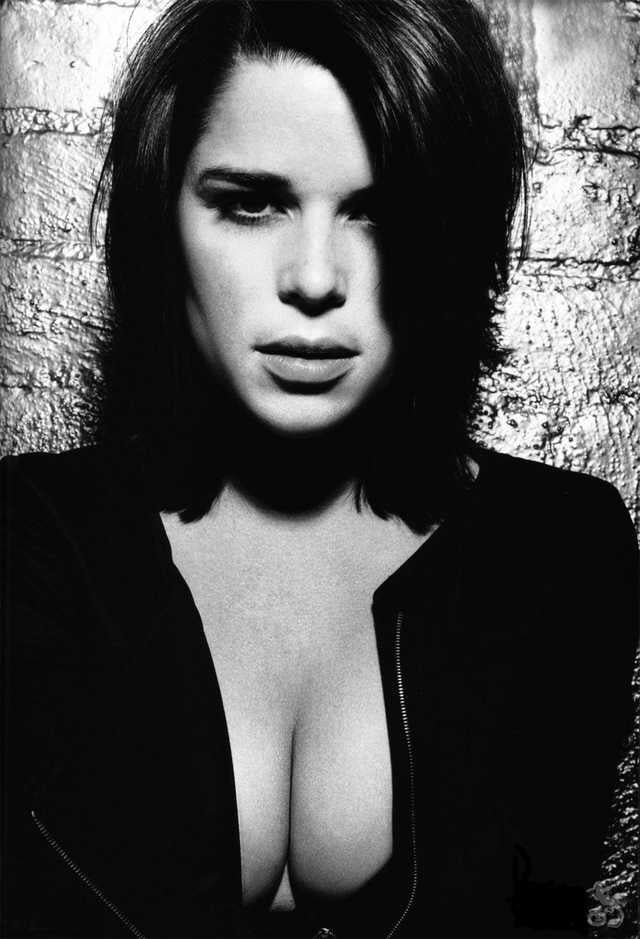 26 points - Neve Campbell - 9GAG has the best funny pics, gifs, videos, gam...