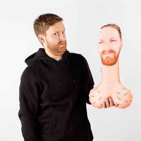 You Can Buy A Dick Shaped Cushion With Your Friend S Face On It 9gag