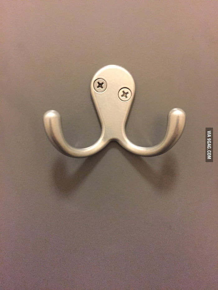 Drunken squid is ready for a fight - 9GAG