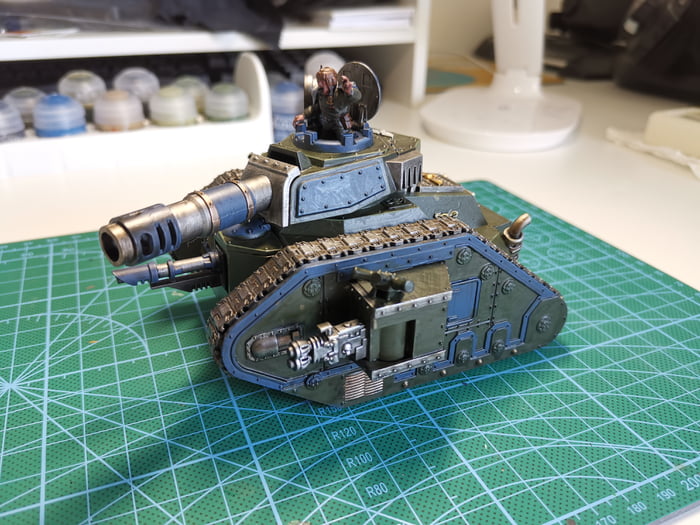 Hey guys! I also wanted to show you my first Leman Russ tank. I'm quite ...