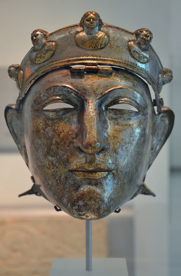 The Nijmegen Helmet, a first or early second century CE roman cavalry ...