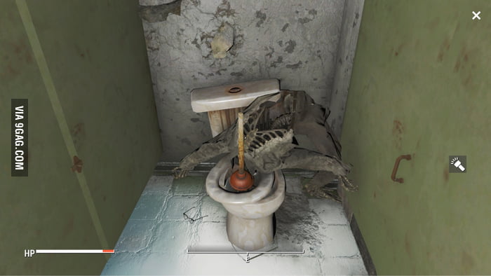 Why I take the time to open every bathroom stall in fallout 4. - 9GAG