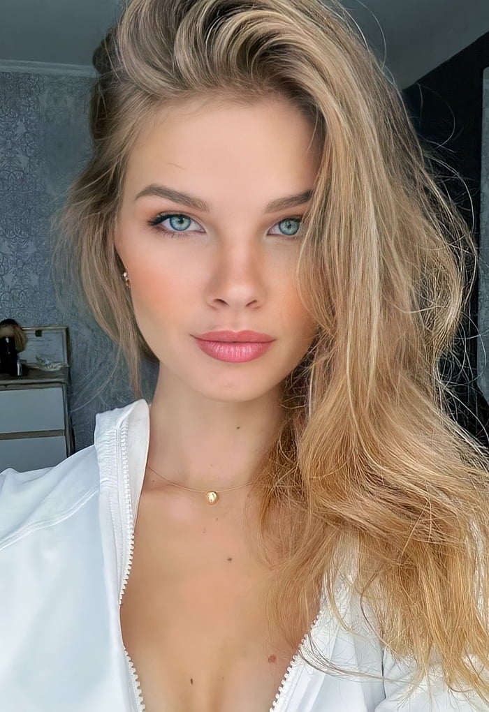 Maria Arsentieva - 9GAG