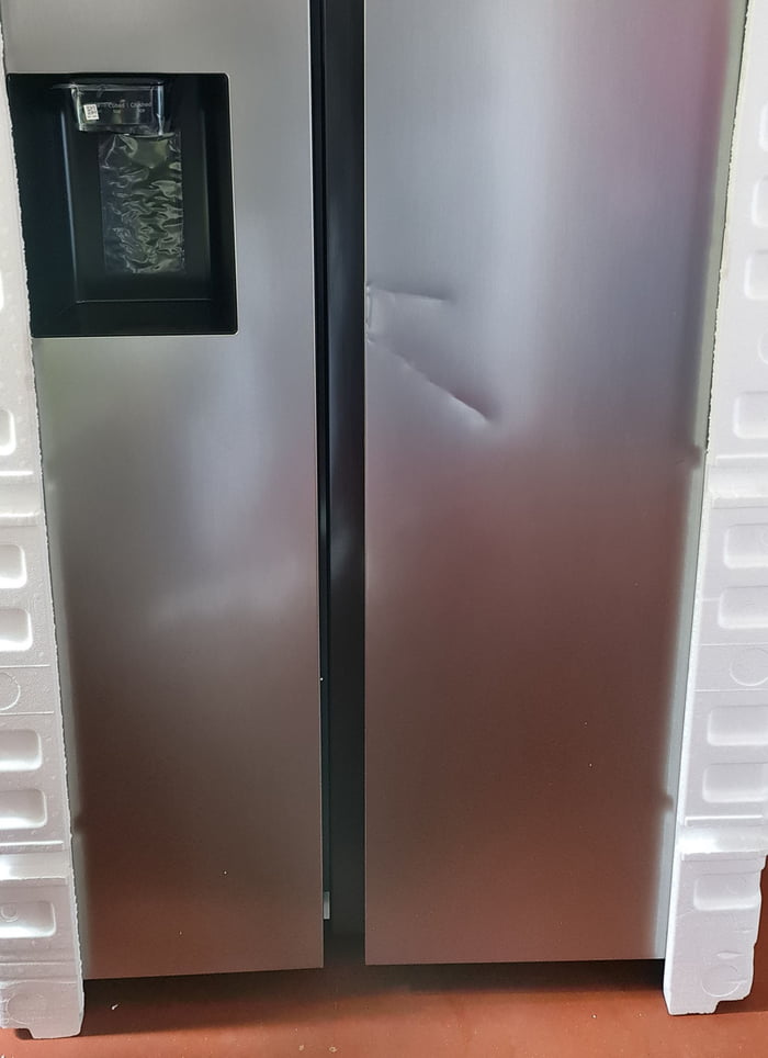 New damaged gaming fridge, got offered a 20€ voucher instead of ...