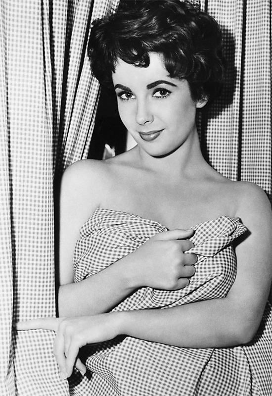 Elizabeth Taylor :: '50s - 9GAG