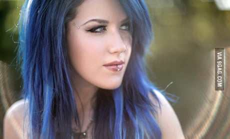 I Think Alissa White Gluz Is The Only Girl Who Looks Good With