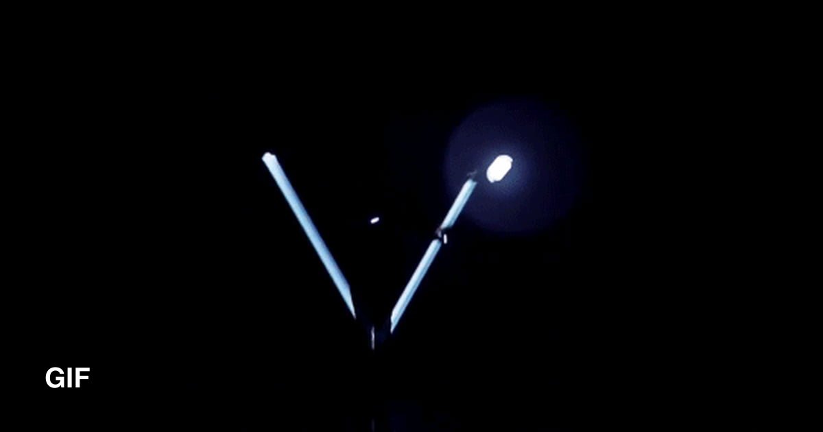 Live projection loop from 'Torque Starter' - 9GAG