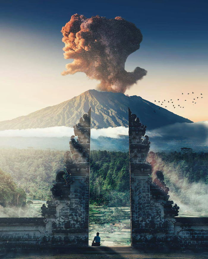 Masjestic shot of Mount Agung eruption, Bali, Indonesia - 9GAG