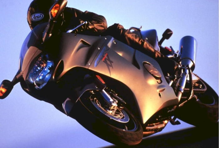 The Honda CBR1100XX Super Blackbird: Honda's first and last attempt at