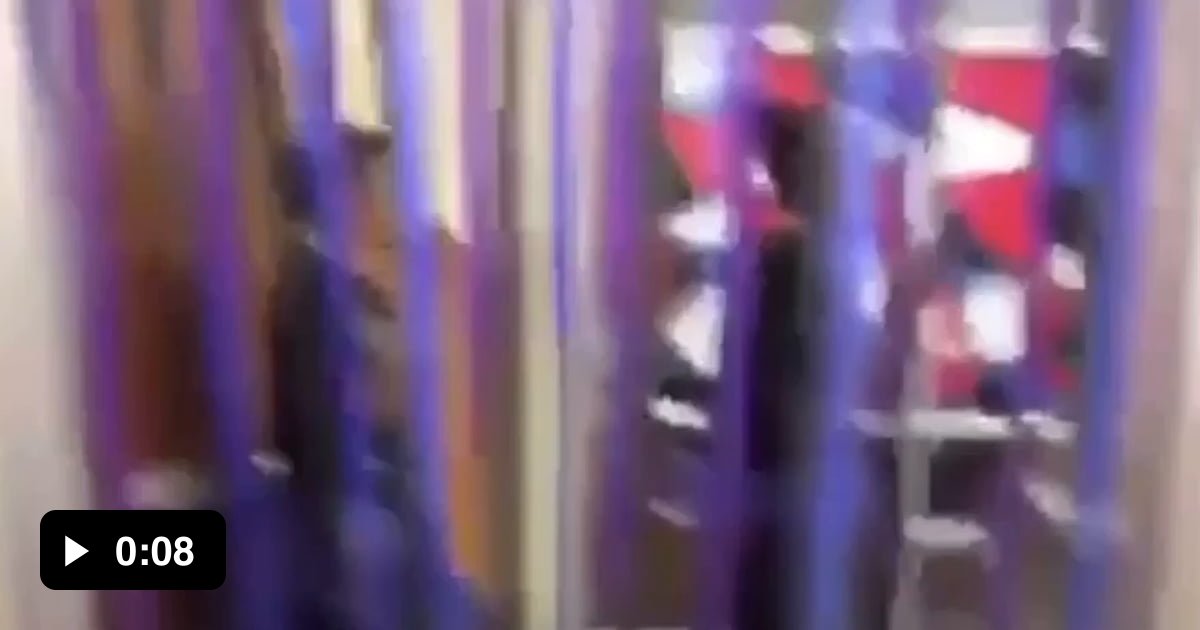 This doorway with streamers 9GAG