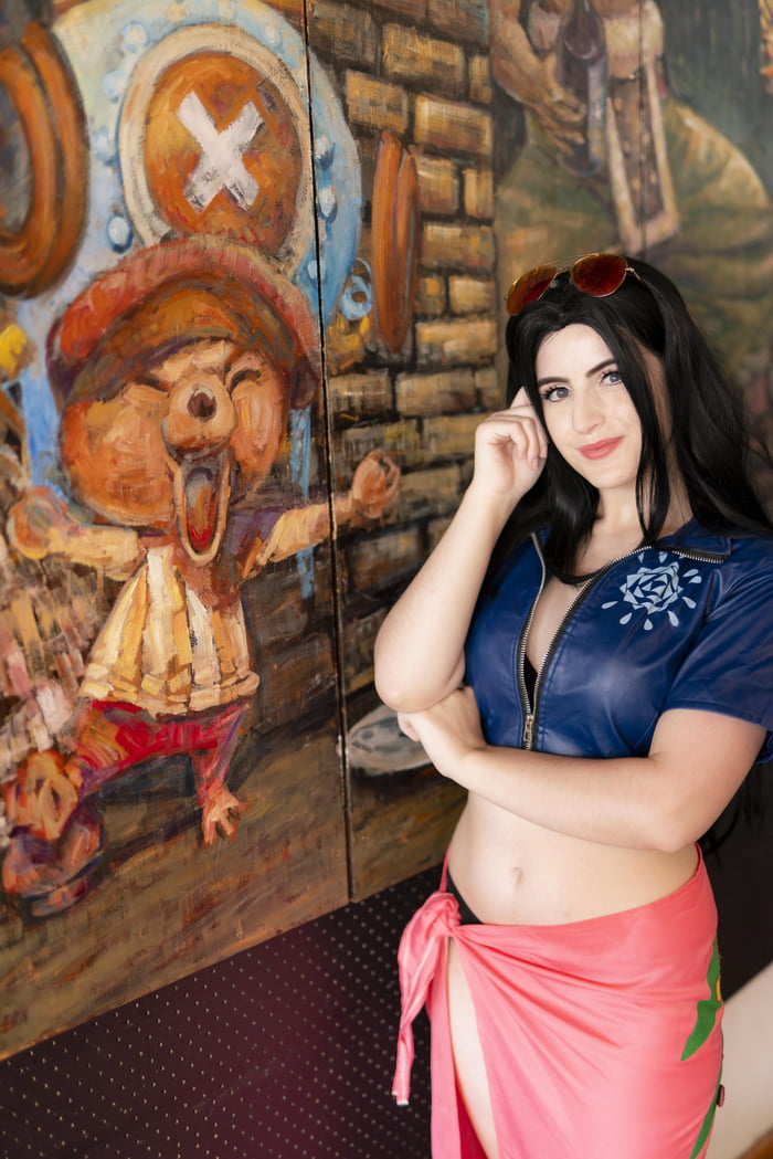 Thegemcosplay As Nico Robin From One Piece At The One Piece Cafe In Melbourne 9gag