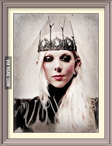 Lovely and talented Maria Brink, vocalist for In This Moment - 9GAG