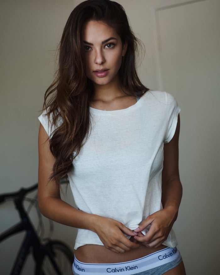 Christen Harper - 9GAG