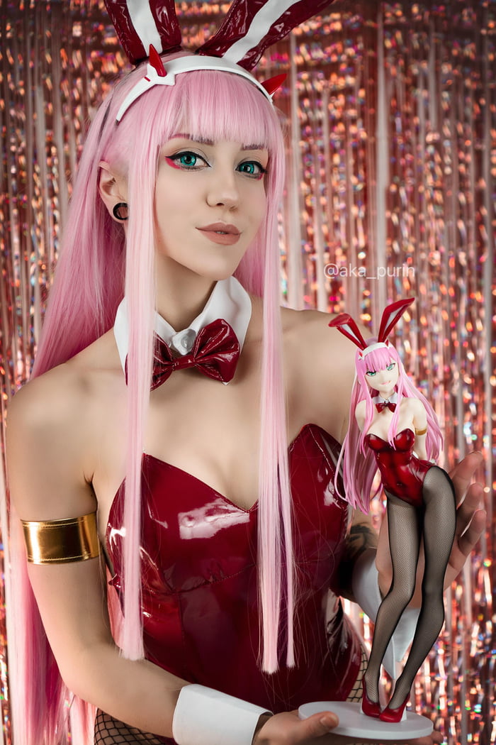 zero two bunny suit