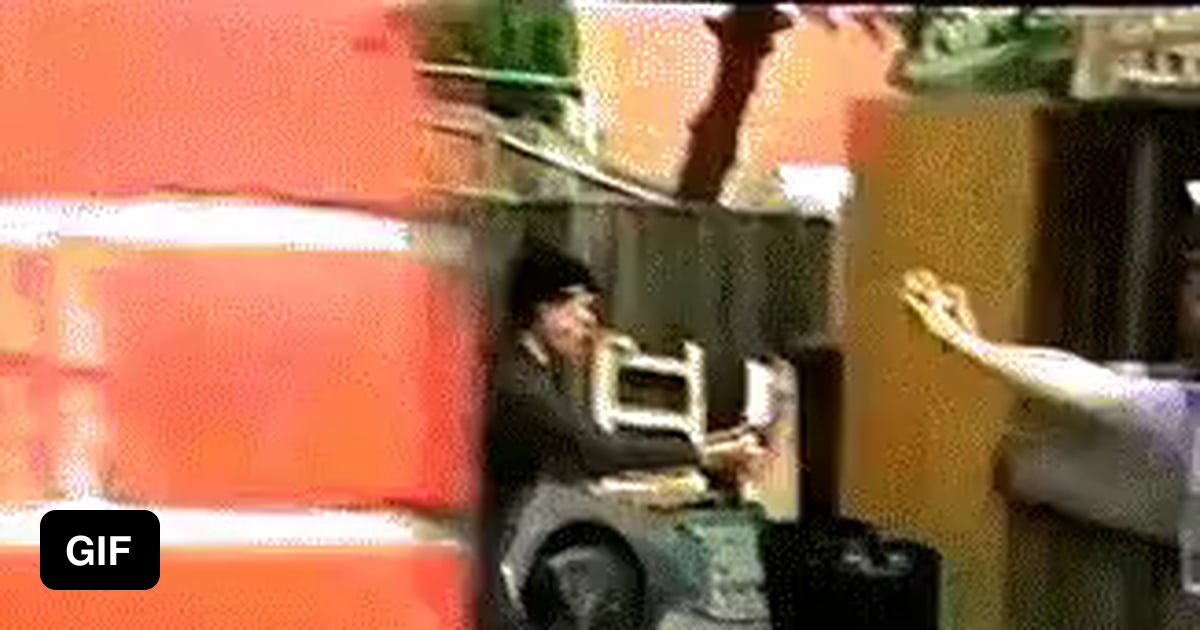 Something went wrong - 9GAG