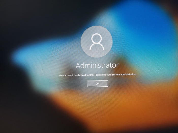 Hello 9gag, this is a final resort I really hope someone experienced