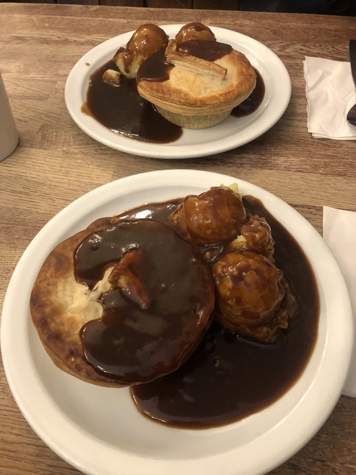 Steak and Ale pie, mash and gravy from Goddard’s, Greenwich 9GAG
