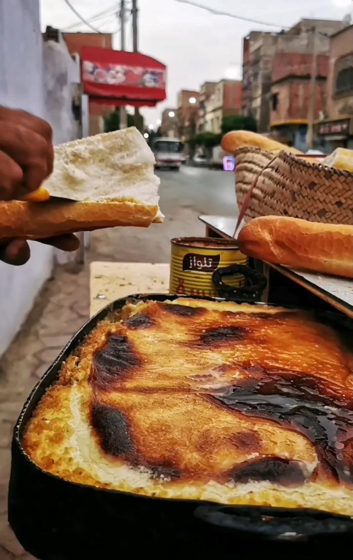 This algerian street food is a chickpea pie called karantika - 9GAG